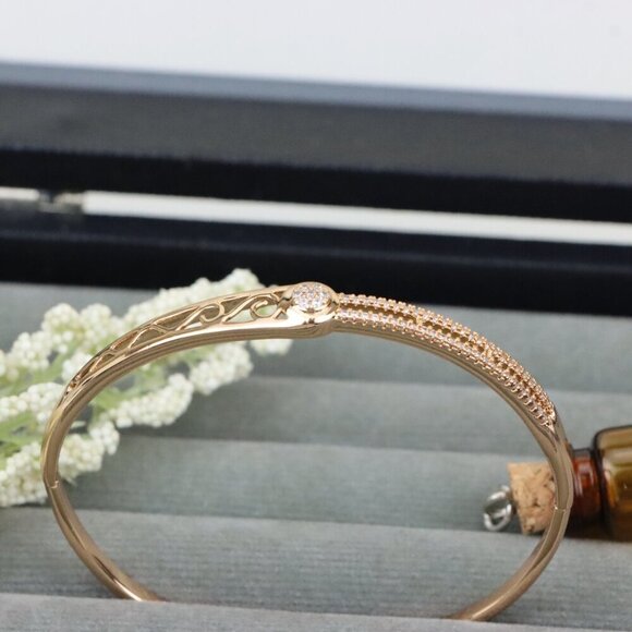 Elegant Rose Gold Bangle with Filigree & Sparkling Center Stone, XPBL0418 - Picture 12 of 12